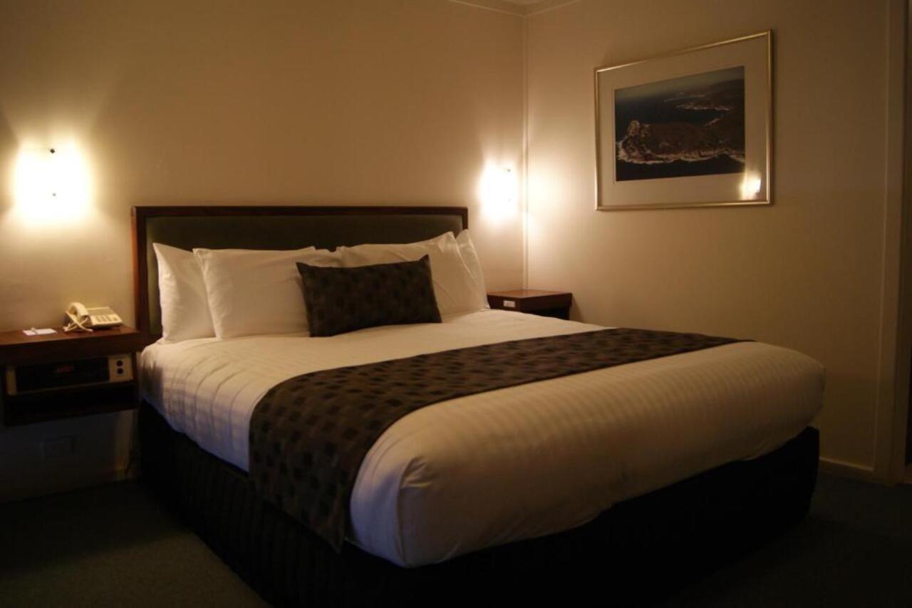 Surestay Hotel By Best Western The Clarence On Melville Albany Exterior photo
